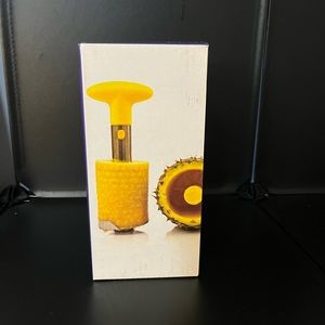 New - Pineapple Corer / Slicer - Stainless Steel - Very Cool!